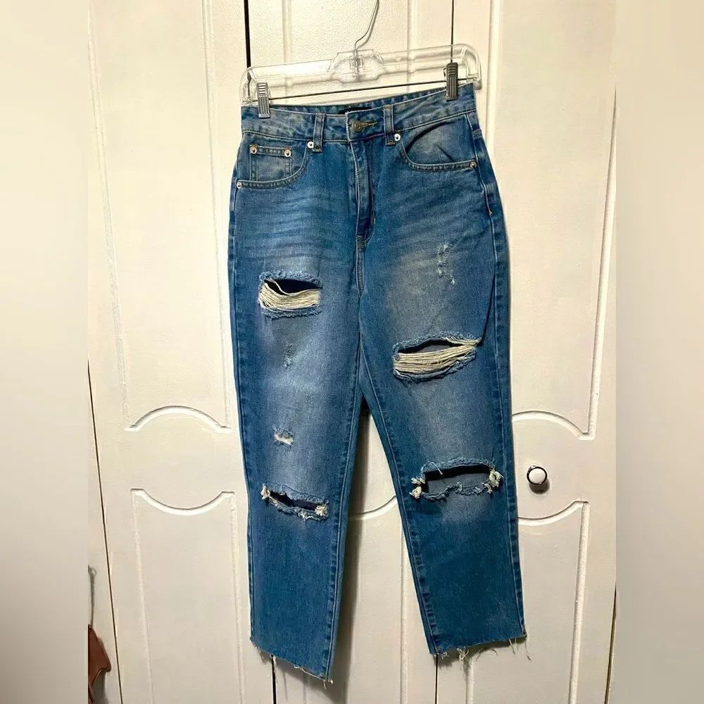 NWT Nasty Gal Too Blessed To Be Distressed Straight Leg Jeans Size 8